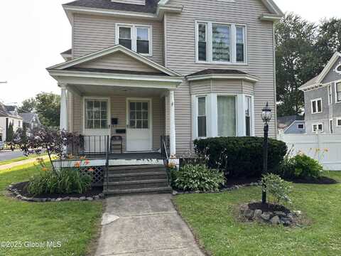 27 Kingsboro Avenue, Gloversville, NY 12078