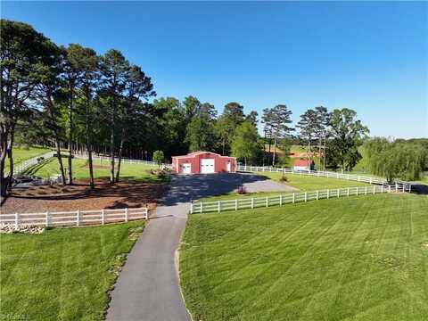 2527 Simpson Mill Road, Mount Airy, NC 27030