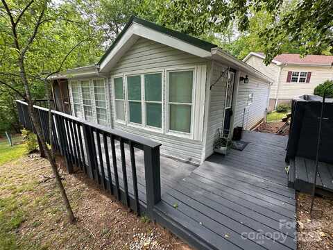 127 Hummingbird Circle, New London, NC 28127