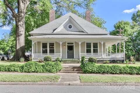 531 Walnut Street, Statesville, NC 28677