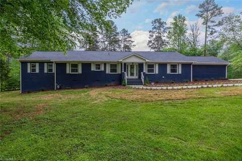 104 Shawnee Circle, Lexington, NC 27295