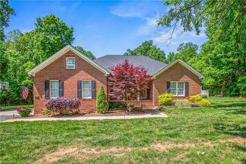 5222 Appomattox Road, Pleasant Garden, NC 27313