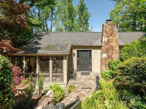 203 Lake Drive, Hendersonville, NC 28739