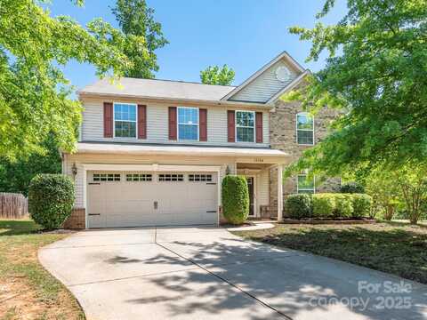 12304 Lookout Point Drive, Charlotte, NC 28269