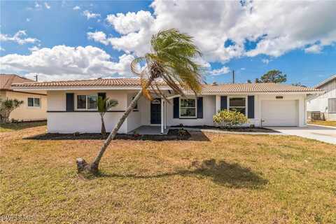 4048 Mohawk Place, Naples, FL 34112