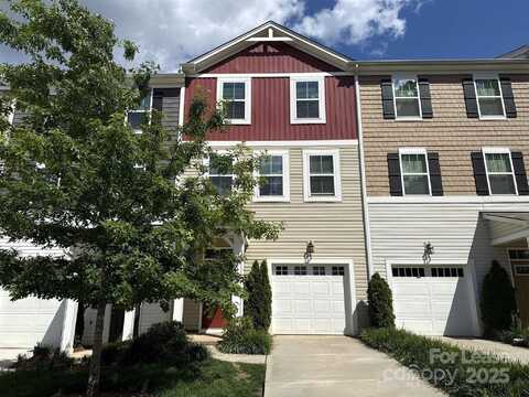 1110 Keydet Drive, Charlotte, NC 28216