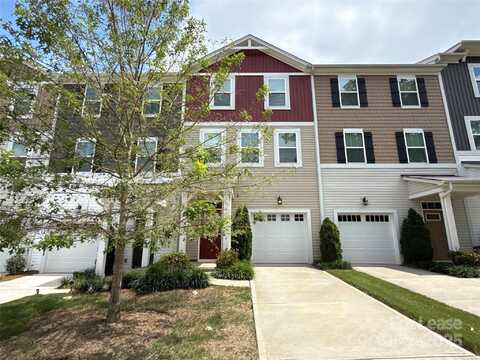1110 Keydet Drive, Charlotte, NC 28216