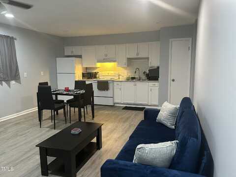 130 S Estes Drive, Chapel Hill, NC 27514