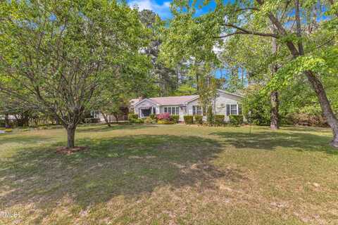 2608 Knightwood Road, Fuquay Varina, NC 27526