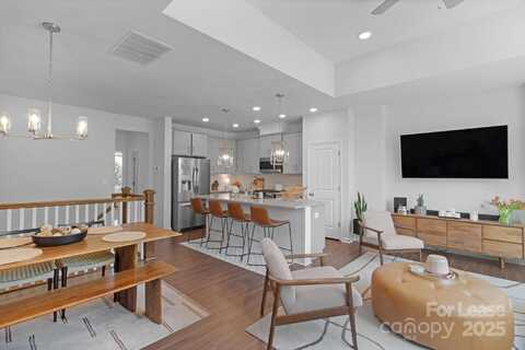 2211 Statesville Avenue, Charlotte, NC 28206