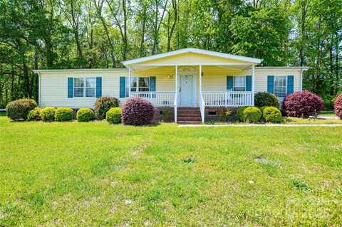 175 Hunters Landing Drive, Smithfield, NC 27577