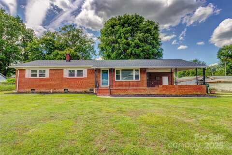 413 N Mulberry Street, Cherryville, NC 28021