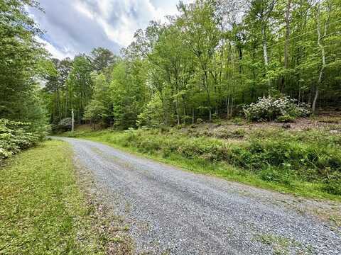208 Bullen Gap Road, Blue Ridge, GA 30513