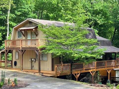 1198 Chatuge Village Circle, Hayesville, NC 28904