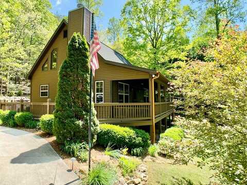 797 Henderson Road, Young Harris, GA 30582
