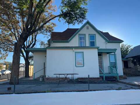 1102 Edith Boulevard SE, Albuquerque, NM 87102