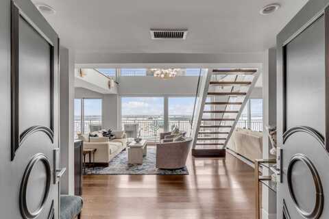 330 Concord Street, Charleston, SC 29401