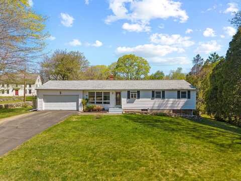 1315 Raymond Hill Road, Montville, CT 06370