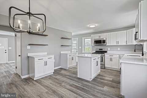 35 HERRS RIDGE ROAD, GETTYSBURG, PA 17325