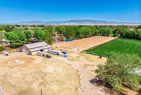 33 WINDMILL Road, Bosque, NM 87006