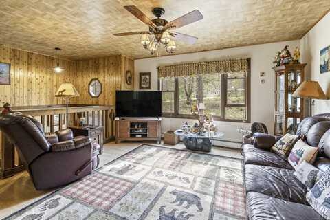 55 Margaret Henry Road, Killingly, CT 06239