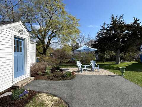 19 Catharine Street, Westbrook, CT 06498
