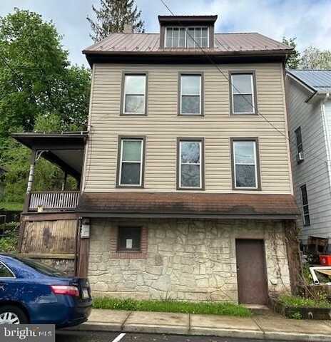 131 N THOMAS STREET, BELLEFONTE, PA 16823