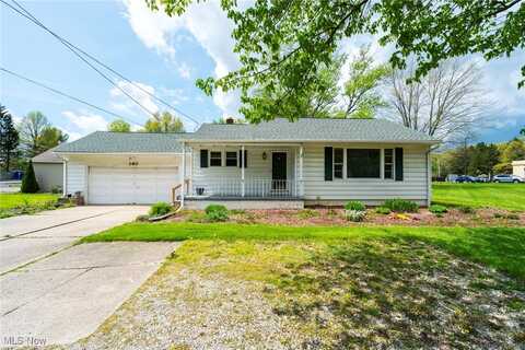 140 N Canfield Niles Road, Youngstown, OH 44515