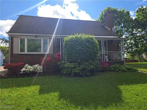 367 6th Street, Campbell, OH 44405