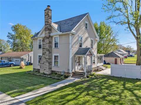 483 N Main Street, Amherst, OH 44001
