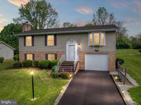47 MINERAL DRIVE, INWOOD, WV 25428