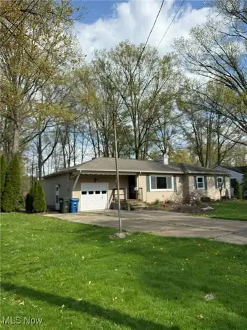 2735 Elizabeth, Avon, OH 44011