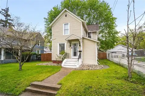 288 College Street, Wadsworth, OH 44281