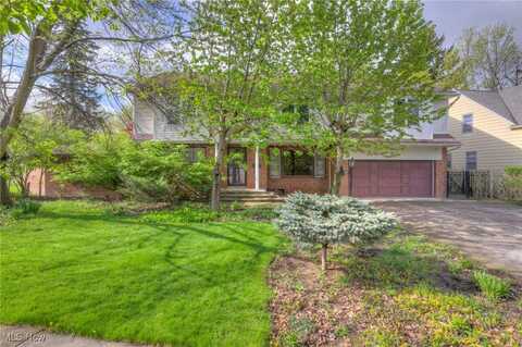 24118 E Baintree Road, Beachwood, OH 44122