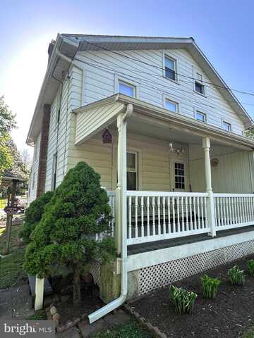 26 PENNHURST ROAD, ROYERSFORD, PA 19468