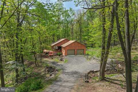 121 PENDRAGON COURT, PAW PAW, WV 25434
