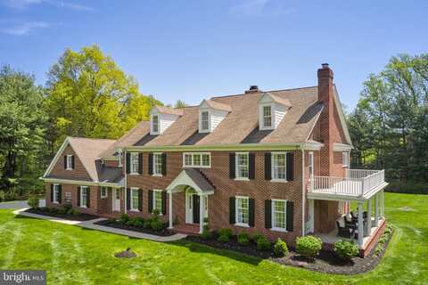 30 PENNSWOOD DRIVE, GLENMOORE, PA 19343