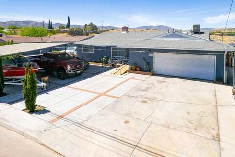 37825 E 5th Street, Palmdale, CA 93550