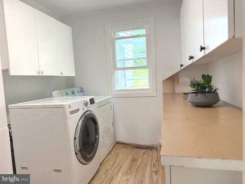 19127 WINDSOR ROAD, TRIANGLE, VA 22172