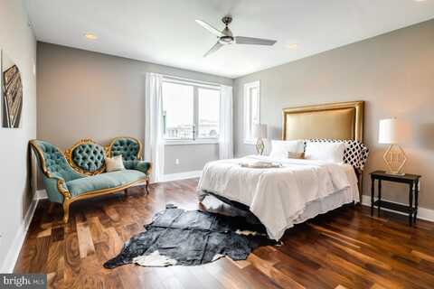 740 S CHRIS COLUMBUS BOULEVARD, PHILADELPHIA, PA 19147