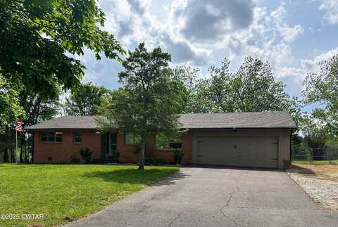 783 Broad Street N, Lexington, TN 38351
