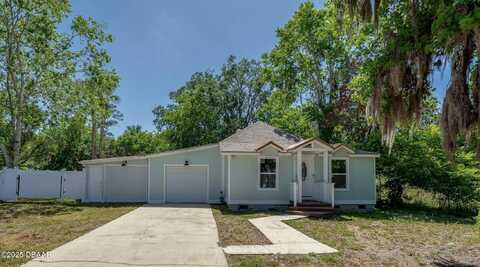 940 Valencia Avenue, Daytona Beach, FL 32114