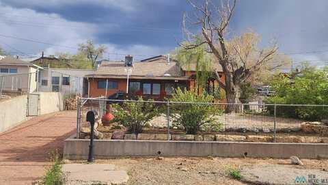 900 E Hill Avenue, Gallup, NM 87301