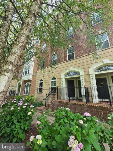207 COMMUNITY CENTER AVENUE, GAITHERSBURG, MD 20878