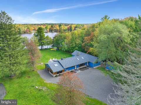 368 STILLWATER DRIVE, POCONO SUMMIT, PA 18346