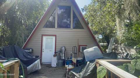 283 Oak Lane, New Smyrna Beach, FL 32168