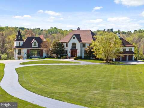 925 DROVERS LANE, CHESTER SPRINGS, PA 19425