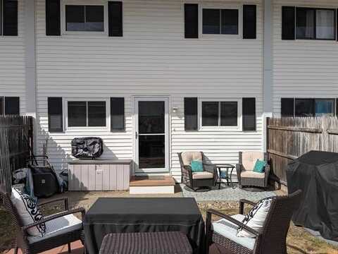 182 Plaistow Road, Plaistow, NH 03865