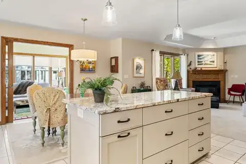 2436 Maple Bluff Ct, Baileys Harbor, WI 54202