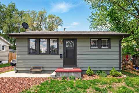 2216 Lay Street, Des Moines, IA 50317